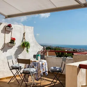 Appartamento Terrazza Da Amare E Parcheggio Privatoe Aria Condizionata, Marina di Ragusa